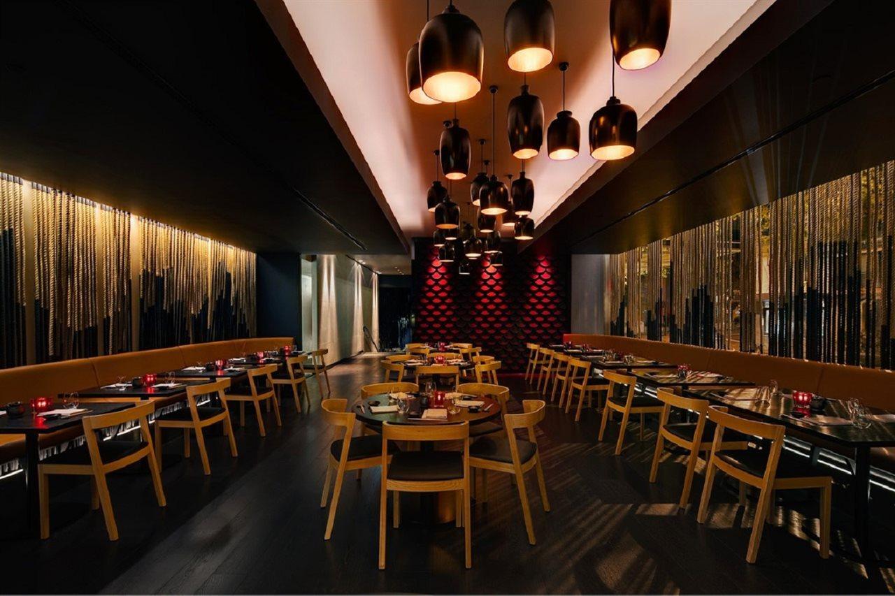 The Star Grand Hotel And Residences Sydney Exteriér fotografie The interior of the restaurant