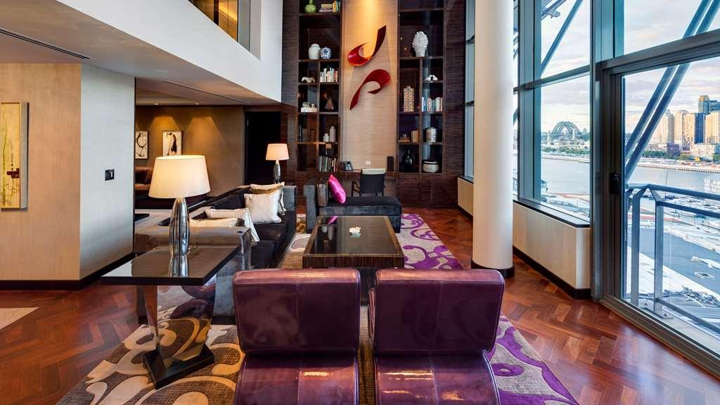 The Star Grand Hotel And Residences Sydney Pokoj fotografie The interior of the lounge