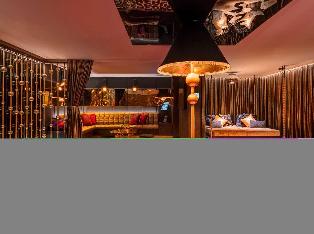 The Star Grand Hotel And Residences Sydney Pokoj fotografie The interior of the restaurant