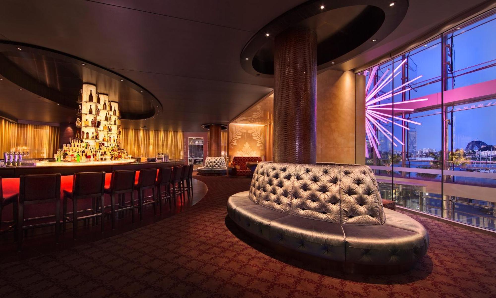The Star Grand Hotel And Residences Sydney Exteriér fotografie The bar at the London Eye