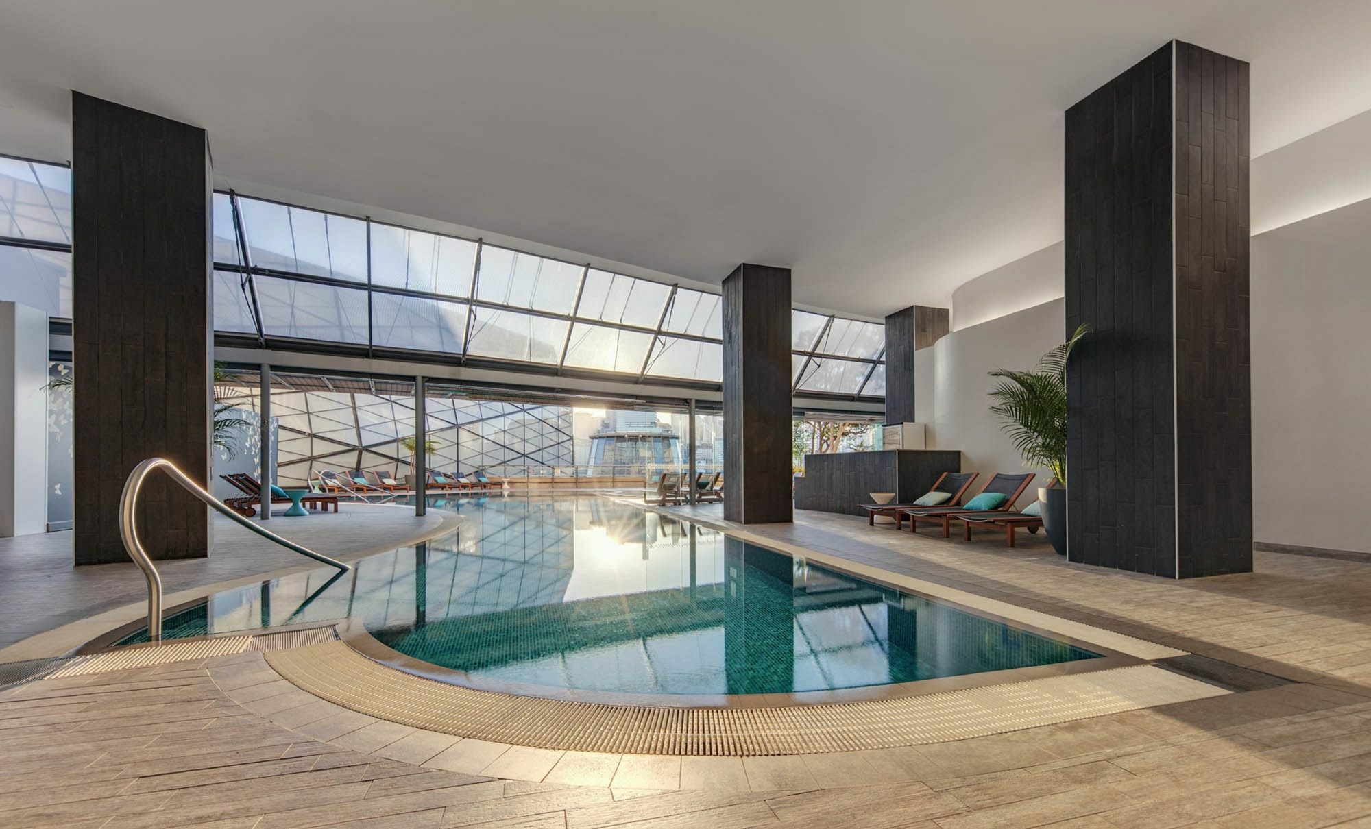 The Star Grand Hotel And Residences Sydney Exteriér fotografie The pool at the 2018-opened hotel